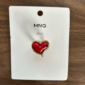 NWT Mango Chunky Gold Heart Ring M
